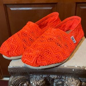 * TOMS orange lace crochet flats